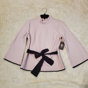 Vince Camuto Romanic Glamour NWT. Women's Top. Small. Hush Pink. Long Sl…